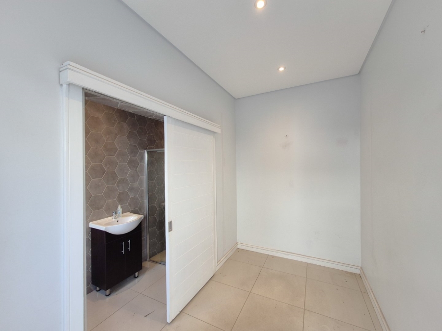 4 Bedroom Property for Sale in Heron Banks Golf Estate Free State
